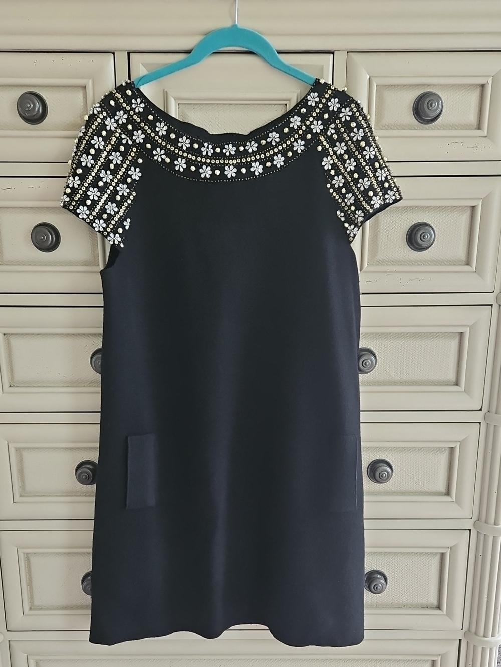 Tracy Reese 100% Wool Black Shift Dress Rhinestone Gold Bead Embellished L EUC